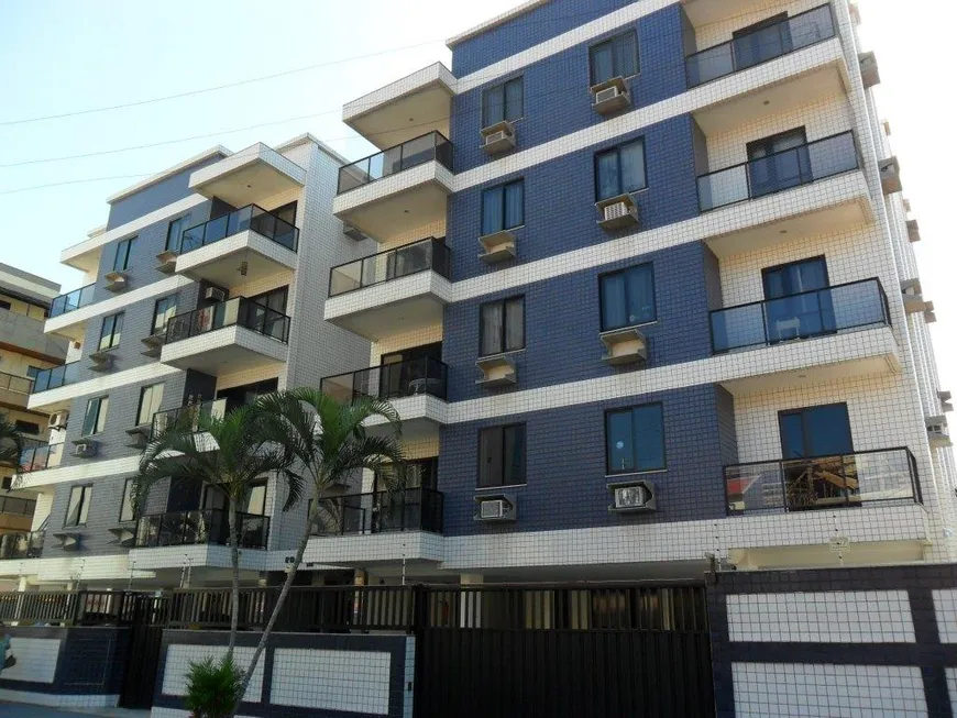 Foto 1 de Apartamento com 3 Quartos à venda, 126m² em Braga, Cabo Frio