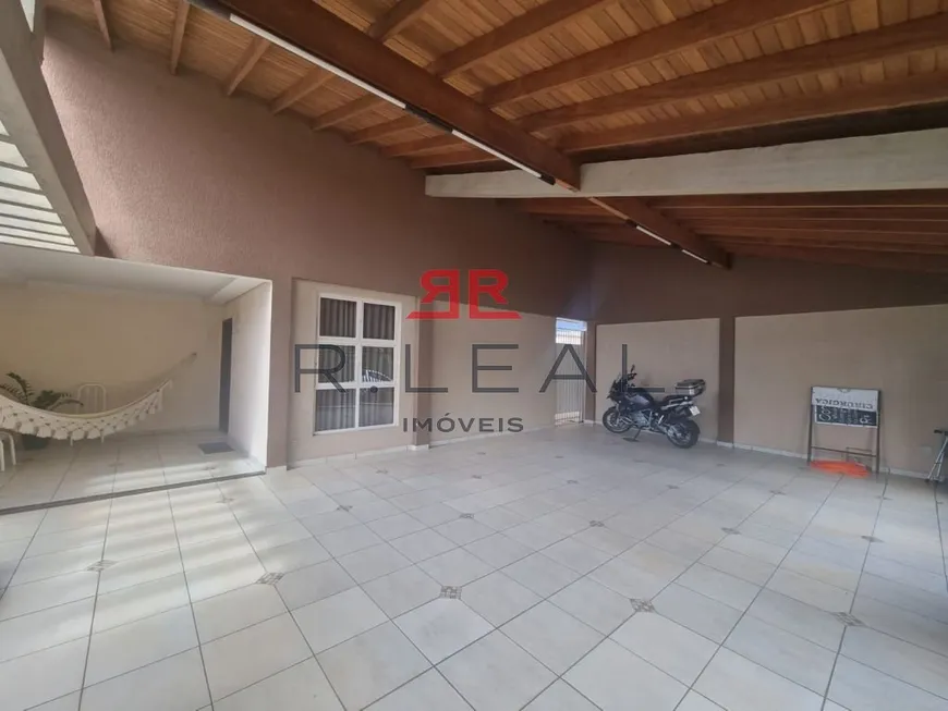 Foto 1 de Casa com 3 Quartos à venda, 308m² em Vila Souto, Bauru