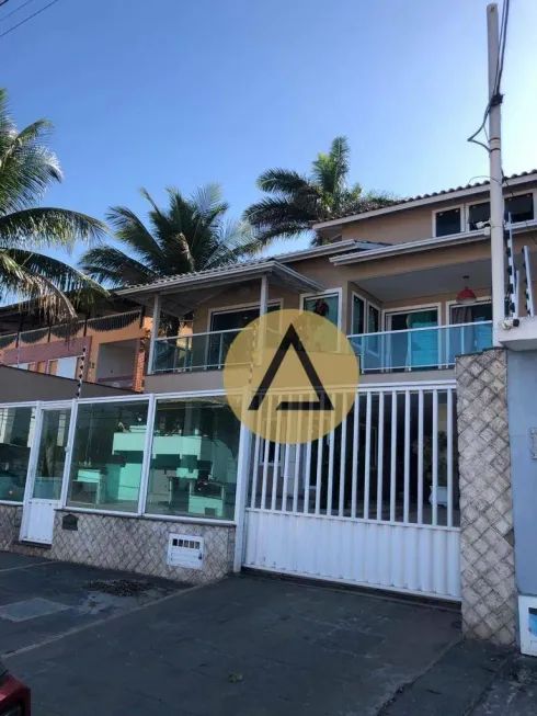 Foto 1 de Casa com 6 Quartos à venda, 550m² em Costazul, Rio das Ostras