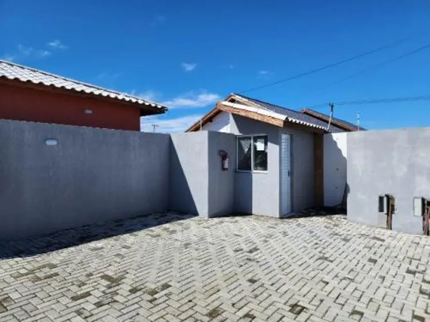 Foto 1 de Casa de Condomínio com 2 Quartos à venda, 50m² em Balneário Gaivotas, Itanhaém