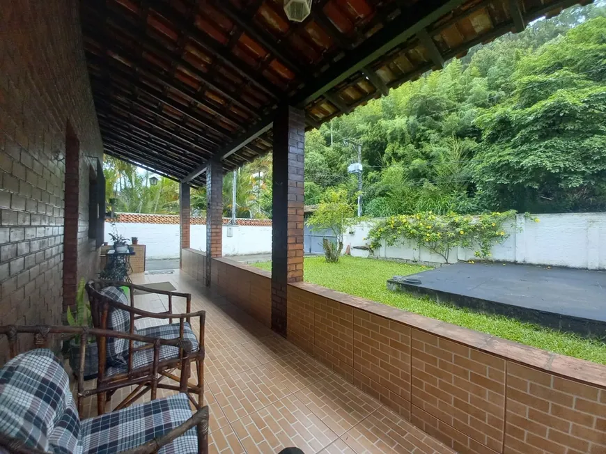 Foto 1 de Casa com 3 Quartos à venda, 150m² em Vale do Paraíso, Teresópolis