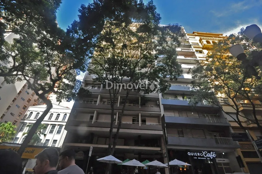 Foto 1 de Apartamento com 2 Quartos à venda, 75m² em Centro Histórico, Porto Alegre