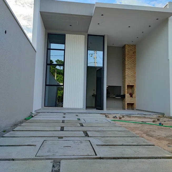 Foto 1 de Casa com 3 Quartos à venda, 110m² em Precabura, Eusébio