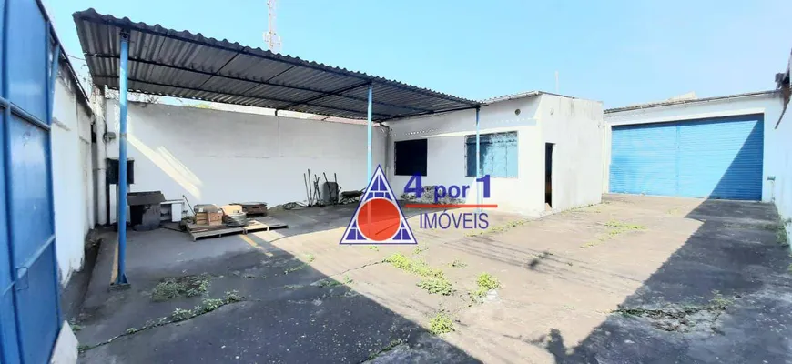 Foto 1 de Galpão/Depósito/Armazém à venda, 200m² em Freguesia- Jacarepaguá, Rio de Janeiro