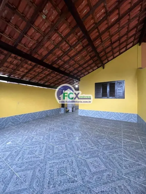 Foto 1 de Casa com 2 Quartos à venda, 49m² em Campos Elisios, Itanhaém