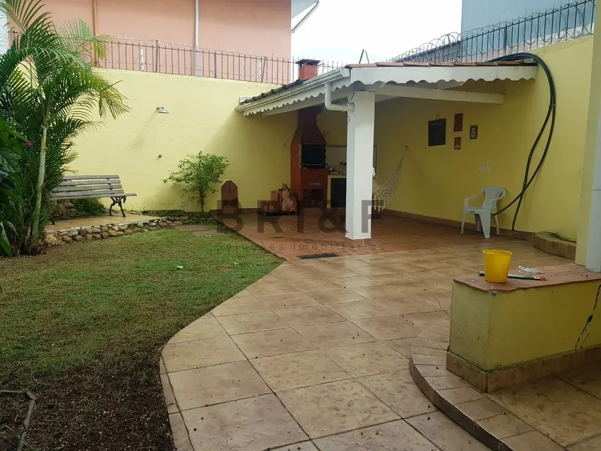 Foto 1 de Casa com 3 Quartos para alugar, 220m² em Campo Belo, São Paulo
