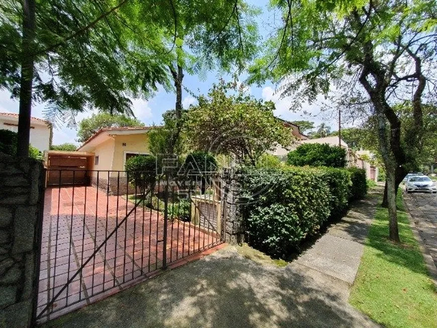 Foto 1 de Casa com 5 Quartos à venda, 400m² em Butantã, São Paulo