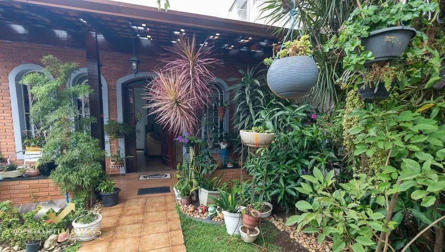 Foto 1 de Casa com 3 Quartos à venda, 200m² em Vila Sao Pedro, Santo André