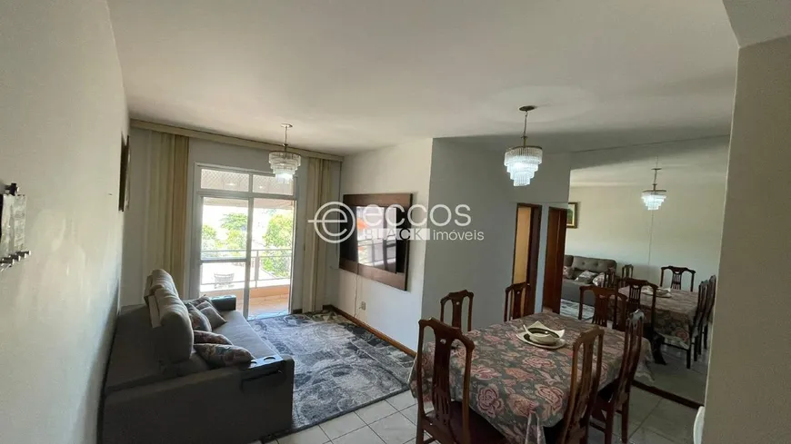 Foto 1 de Apartamento com 3 Quartos para alugar, 90m² em Santa Mônica, Uberlândia