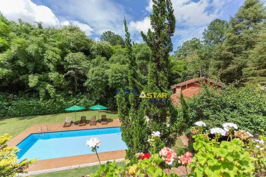 Foto 1 de Casa de Condomínio com 7 Quartos para venda ou aluguel, 600m² em Granja Viana, Carapicuíba
