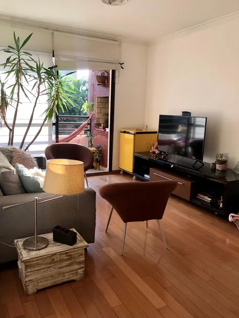 Foto 1 de Apartamento com 3 Quartos à venda, 98m² em Vila Hamburguesa, São Paulo