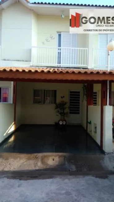 Foto 1 de Casa com 2 Quartos à venda, 79m² em Vila Ursulina, Itaquaquecetuba