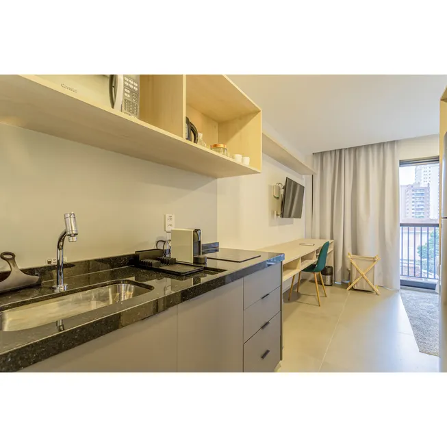 Foto 1 de Apartamento com 1 Quarto para alugar, 24m² em Moema, São Paulo