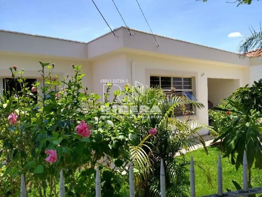 Foto 1 de Casa com 3 Quartos à venda, 250m² em Vila Barcelona, Sorocaba