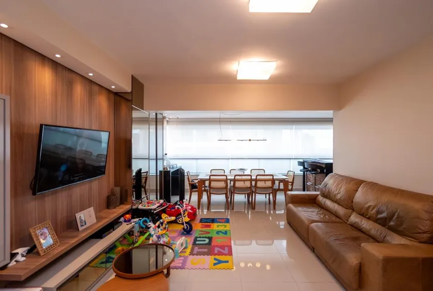 Foto 1 de Apartamento com 3 Quartos à venda, 103m² em Setor Bueno, Goiânia
