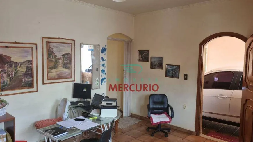 Foto 1 de Casa com 5 Quartos à venda, 224m² em Vila Nipônica, Bauru