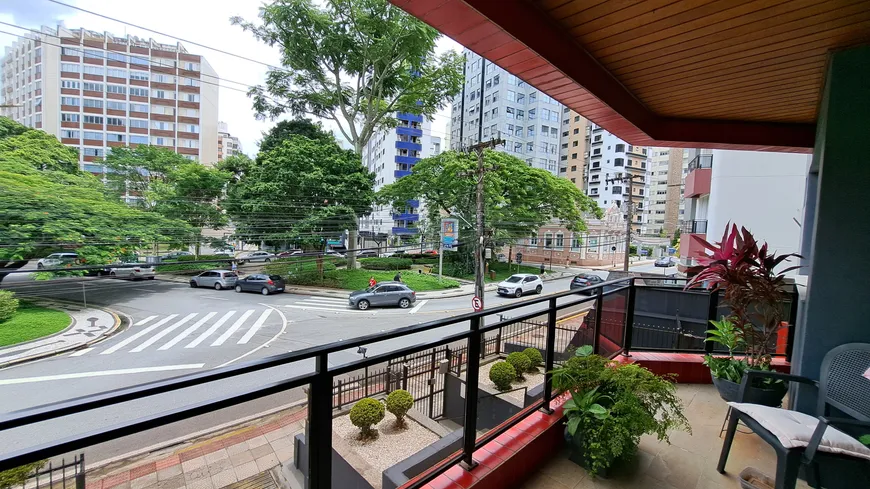 Foto 1 de Apartamento com 4 Quartos à venda, 246m² em Centro, Florianópolis