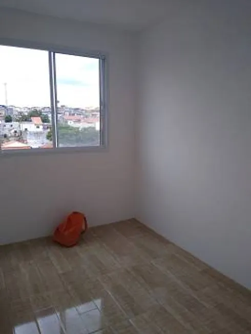 Foto 1 de Apartamento com 2 Quartos à venda, 40m² em Vila Zat, São Paulo