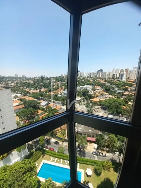 Foto 1 de Apartamento com 3 Quartos para alugar, 431m² em Santa Cecília, São Paulo