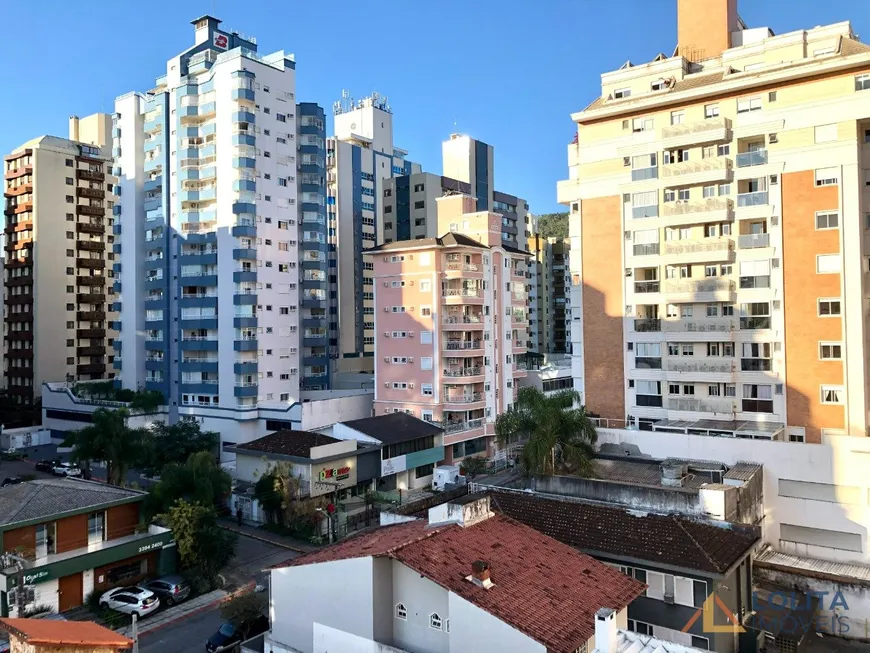 Foto 1 de Apartamento com 3 Quartos à venda, 98m² em Centro, Florianópolis