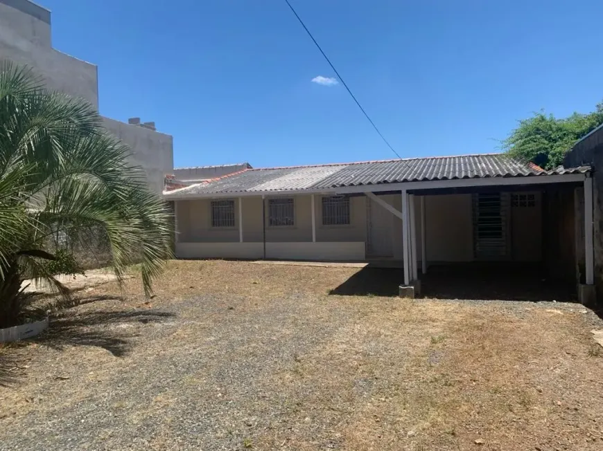 Foto 1 de Casa com 2 Quartos para alugar, 70m² em Boqueirão, Araucária