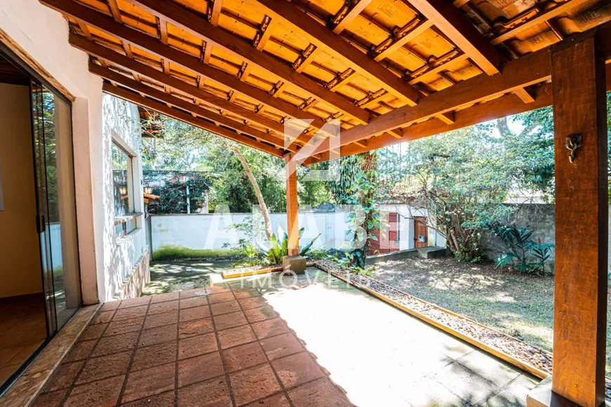 Foto 1 de Casa com 4 Quartos à venda, 257m² em Campo Belo, São Paulo