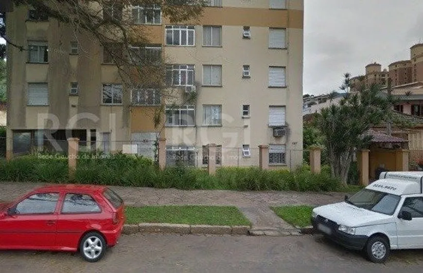 Foto 1 de Apartamento com 2 Quartos à venda, 54m² em Teresópolis, Porto Alegre