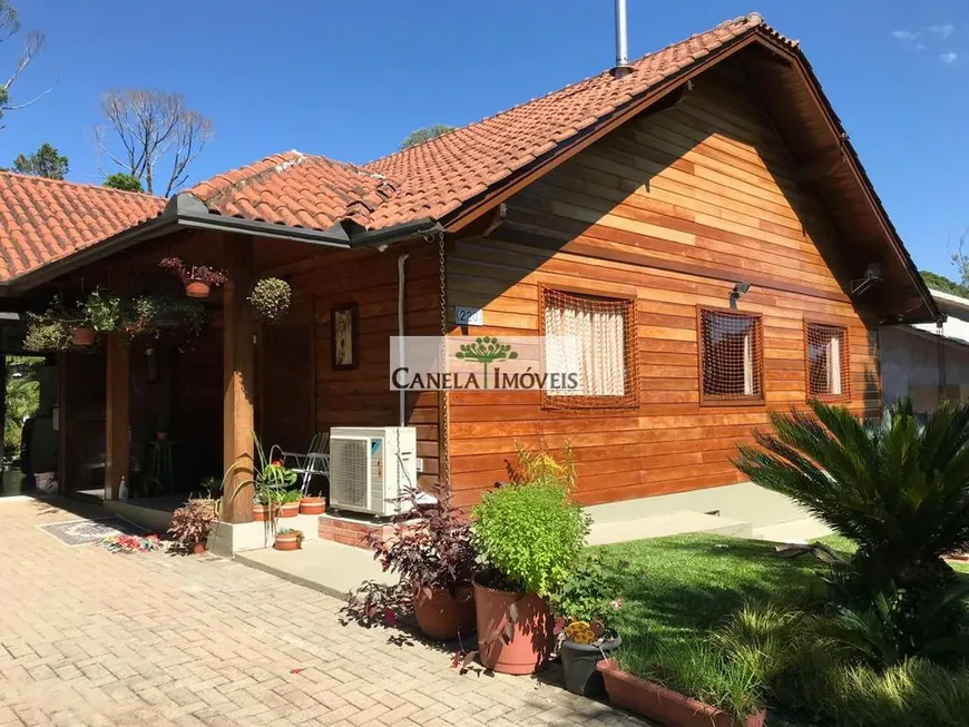 Foto 1 de Casa com 2 Quartos à venda, 142m² em Alpes Verdes, Canela