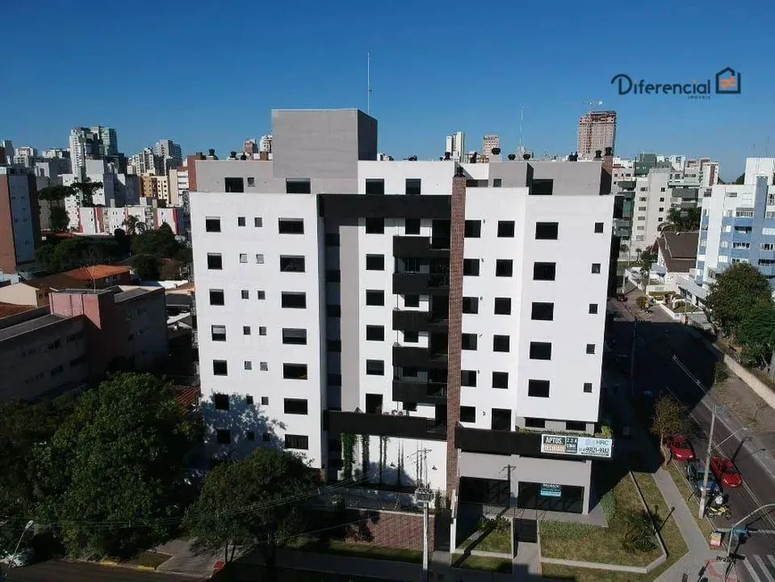 Foto 1 de Apartamento com 2 Quartos à venda, 75m² em Vila Izabel, Curitiba