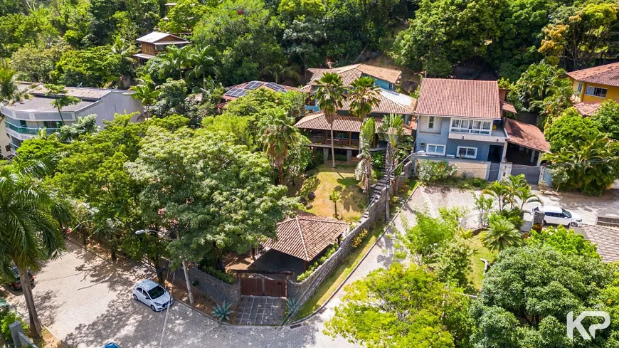 Foto 1 de Casa com 3 Quartos à venda, 350m² em Fradinhos, Vitória