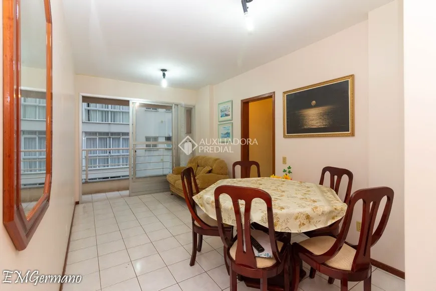 Foto 1 de Apartamento com 2 Quartos à venda, 68m² em Centro, Florianópolis