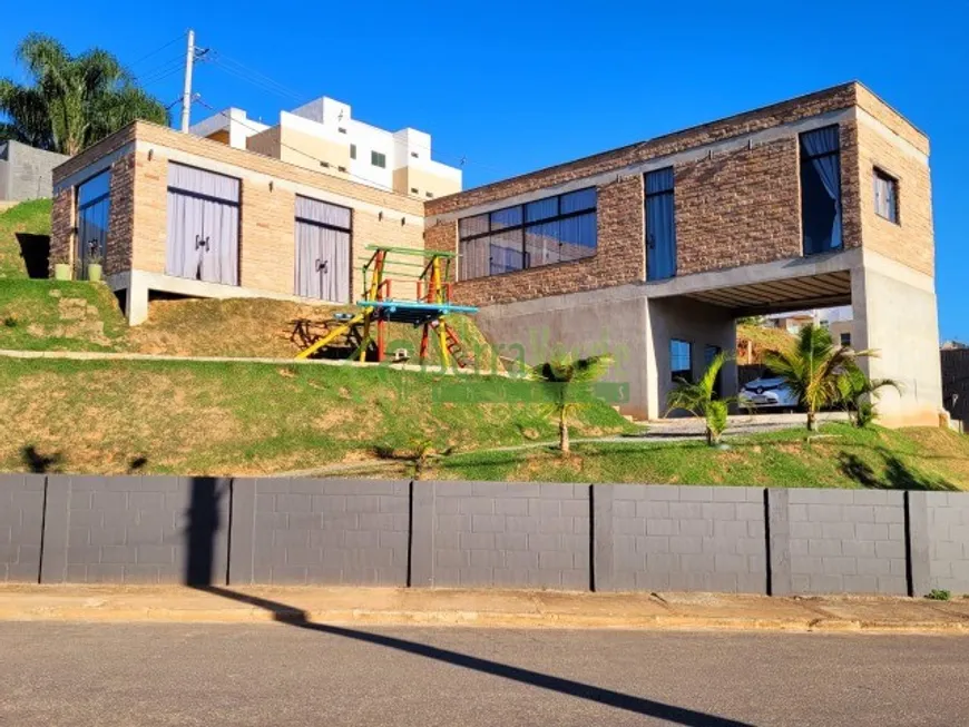 Foto 1 de Casa de Condomínio com 4 Quartos à venda, 150m² em Boa Uniao, Três Rios