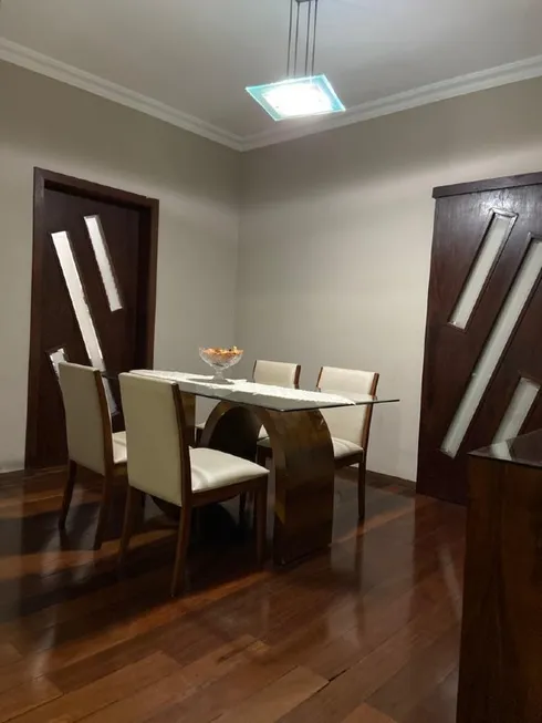 Foto 1 de Apartamento com 3 Quartos à venda, 140m² em Cidade Jardim, Belo Horizonte