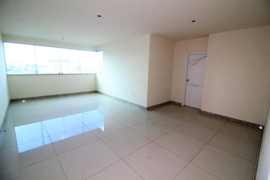 Foto 1 de Apartamento com 4 Quartos à venda, 125m² em Nova Suíssa, Belo Horizonte