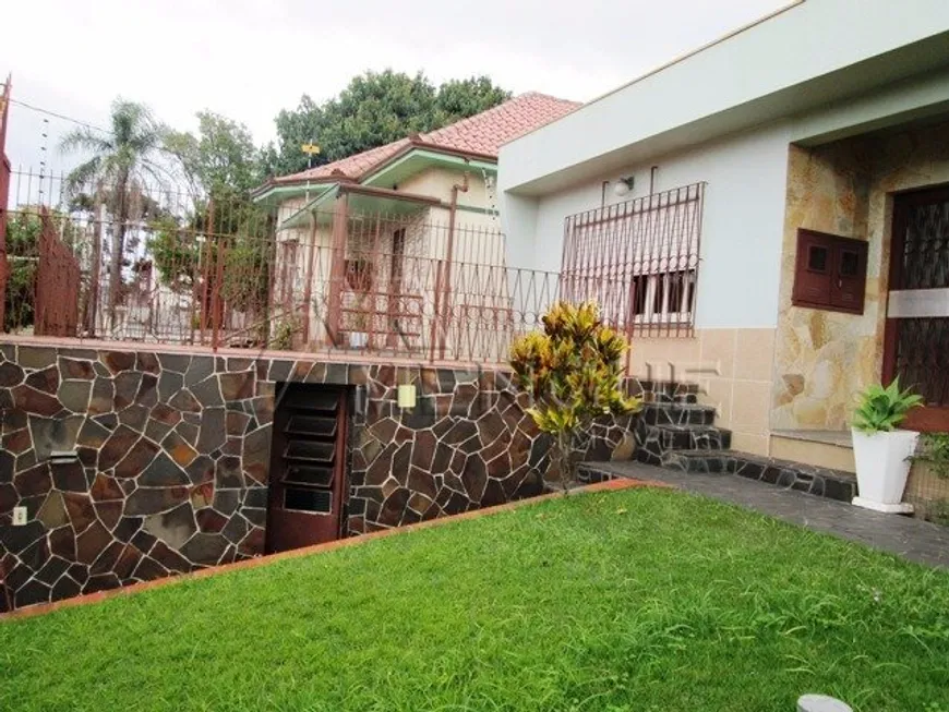 Foto 1 de Casa com 3 Quartos à venda, 145m² em Sarandi, Porto Alegre
