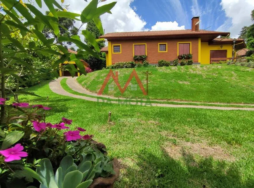 Foto 1 de Casa com 3 Quartos à venda, 280m² em Vila Medica, Campos do Jordão