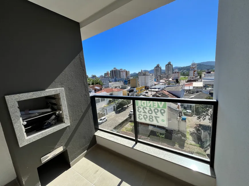Foto 1 de Apartamento com 2 Quartos à venda, 60m² em Trindade, Florianópolis