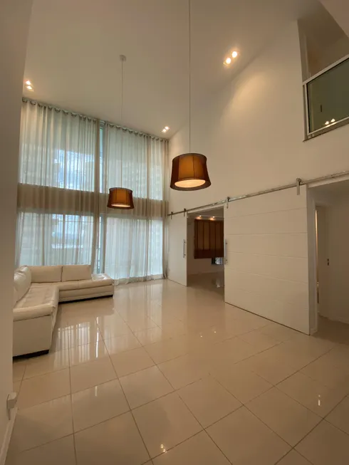 Foto 1 de Apartamento com 4 Quartos à venda, 168m² em Barra da Tijuca, Rio de Janeiro