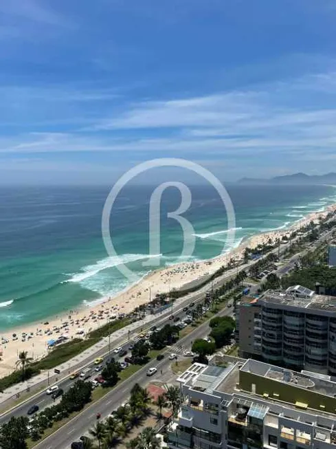 Foto 1 de Apartamento com 4 Quartos à venda, 160m² em Barra da Tijuca, Rio de Janeiro