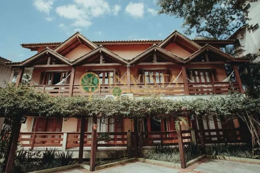 Foto 1 de Casa de Condomínio com 17 Quartos à venda, 740m² em Lagoa da Conceição, Florianópolis