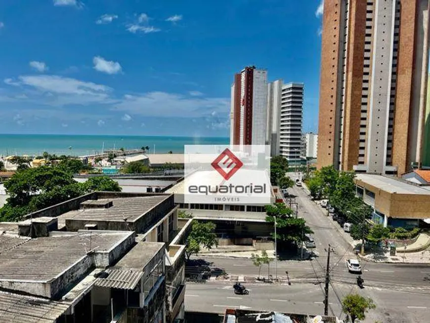 Foto 1 de Apartamento com 3 Quartos à venda, 210m² em Meireles, Fortaleza