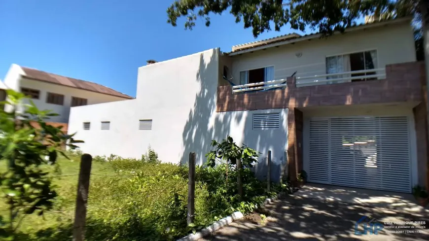 Foto 1 de Casa com 10 Quartos à venda, 305m² em Armação do Pântano do Sul, Florianópolis