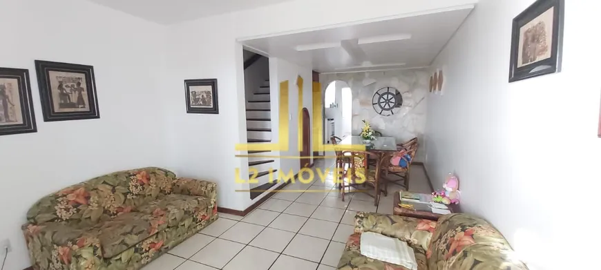 Foto 1 de Apartamento com 2 Quartos à venda, 123m² em Itapuã, Salvador