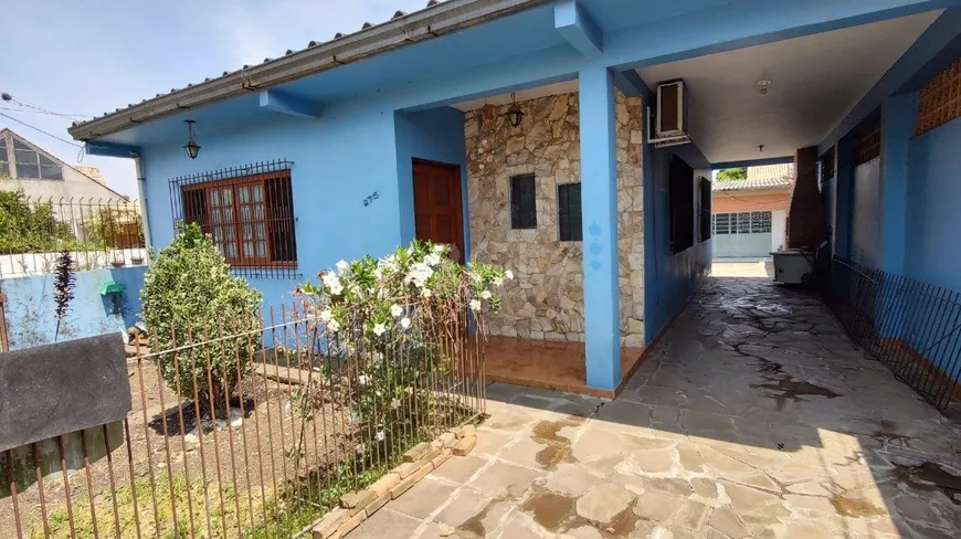 Foto 1 de Casa com 3 Quartos à venda, 140m² em Campo Novo, Porto Alegre