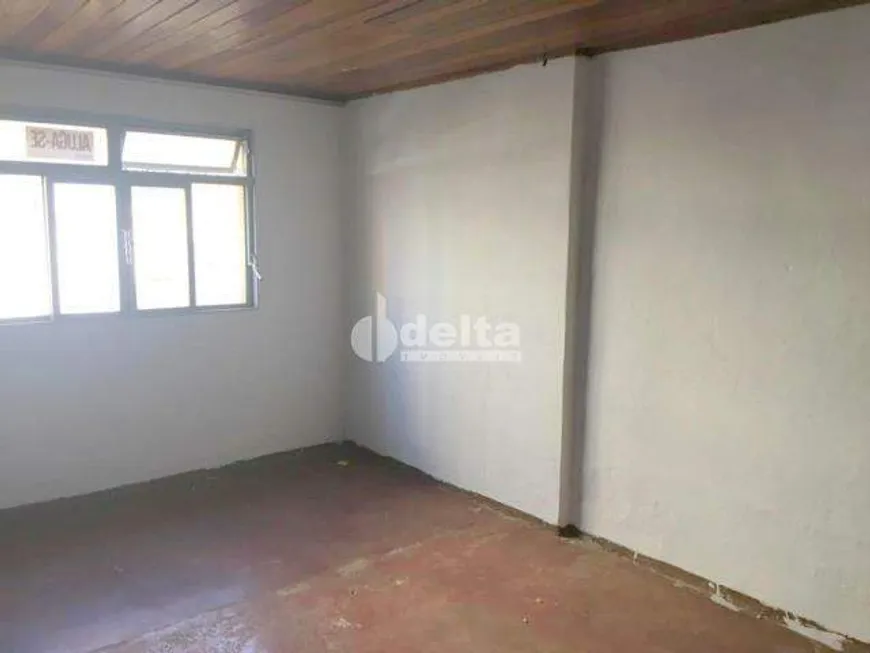 Foto 1 de Casa com 6 Quartos à venda, 262m² em Santa Maria, Uberlândia