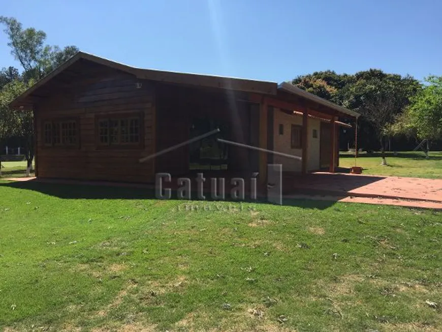 Foto 1 de Fazenda/Sítio com 3 Quartos à venda, 175m² em Chácara Santa Maria, Cambé