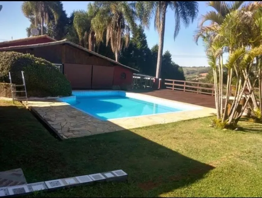 Foto 1 de Fazenda/Sítio com 3 Quartos à venda, 350m² em Ipanema do Meio, Sorocaba