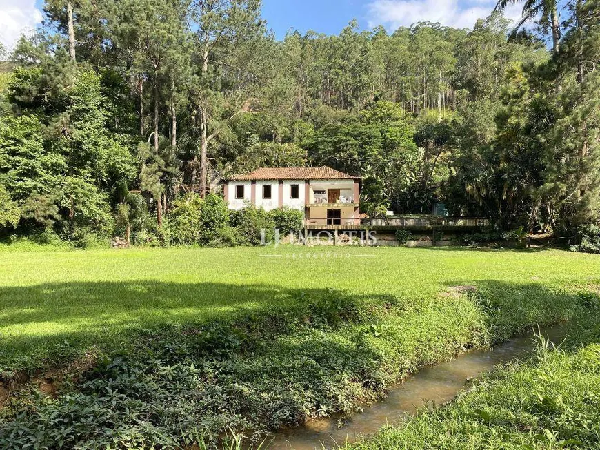 Foto 1 de Fazenda/Sítio com 7 Quartos à venda, 12000m² em Itaipava, Petrópolis