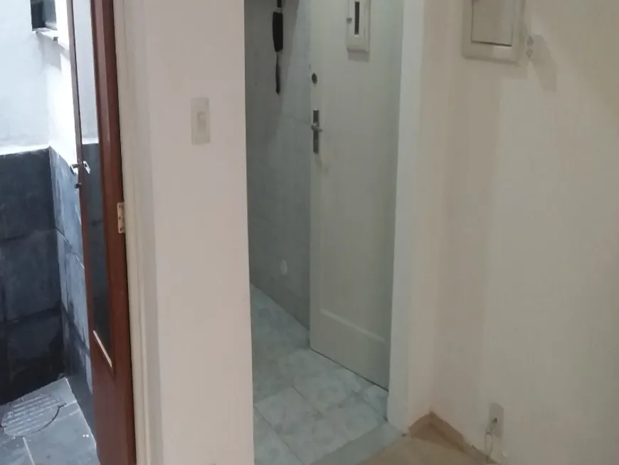 Foto 1 de Kitnet com 1 Quarto à venda, 24m² em Rio Comprido, Rio de Janeiro