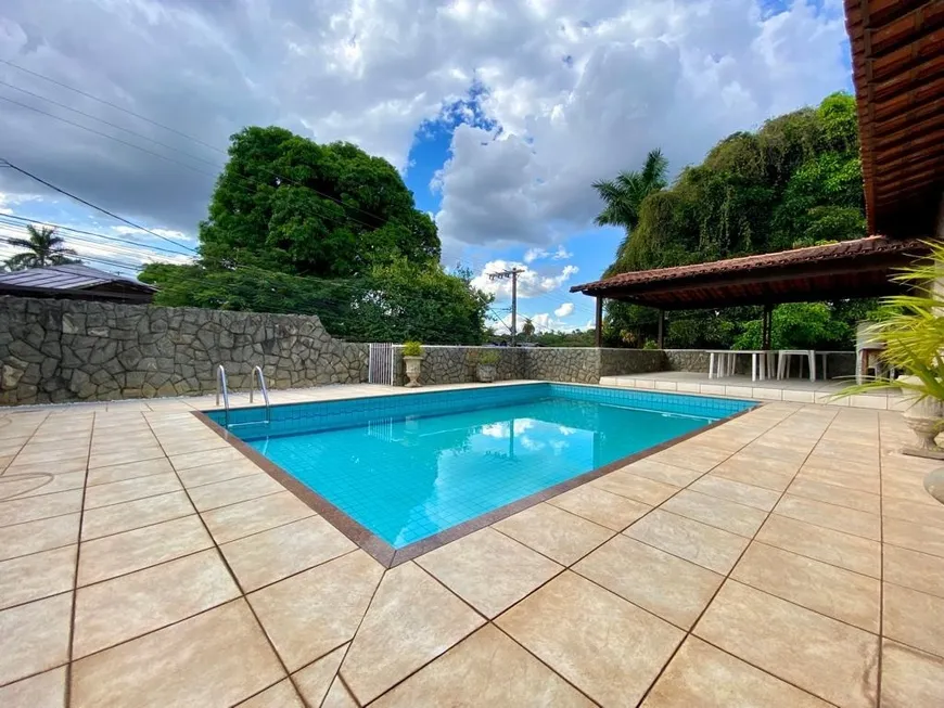 Foto 1 de Casa com 5 Quartos para alugar, 530m² em São Luíz, Belo Horizonte